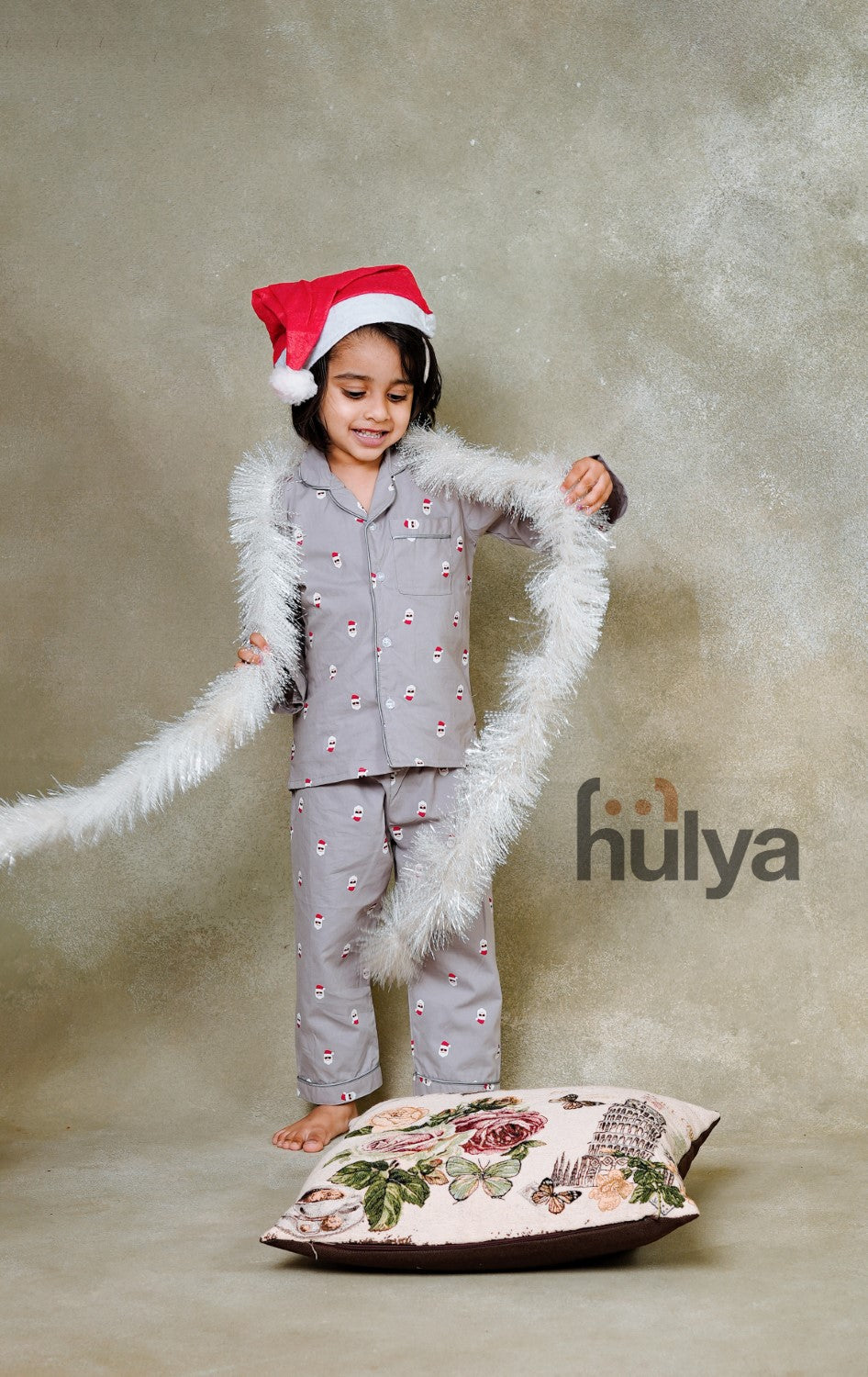 Hulya GREY SANTA PRINTED Soft Cotton Pyjama Sets For Kids