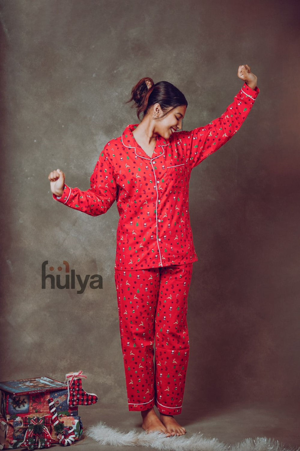 Hulya RED XMAS PRINTED Breathable Pyjama Set for Adults